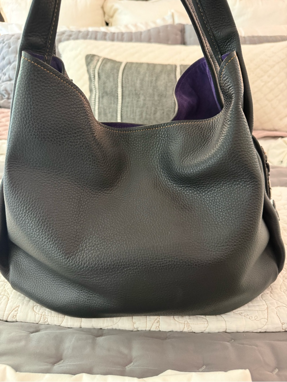 EUC Coach Bandit 39 Hobo 1941 Black Tea Rose - Picture 4 of 13